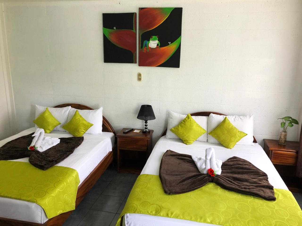 La Fortuna Backpackers Resort ภายนอก รูปภาพ