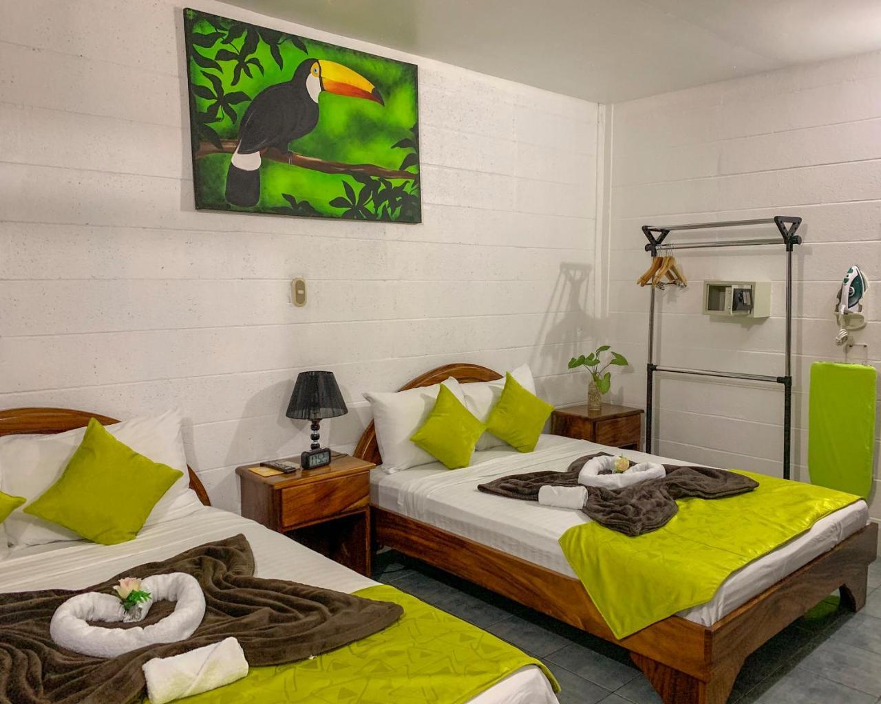 La Fortuna Backpackers Resort ภายนอก รูปภาพ